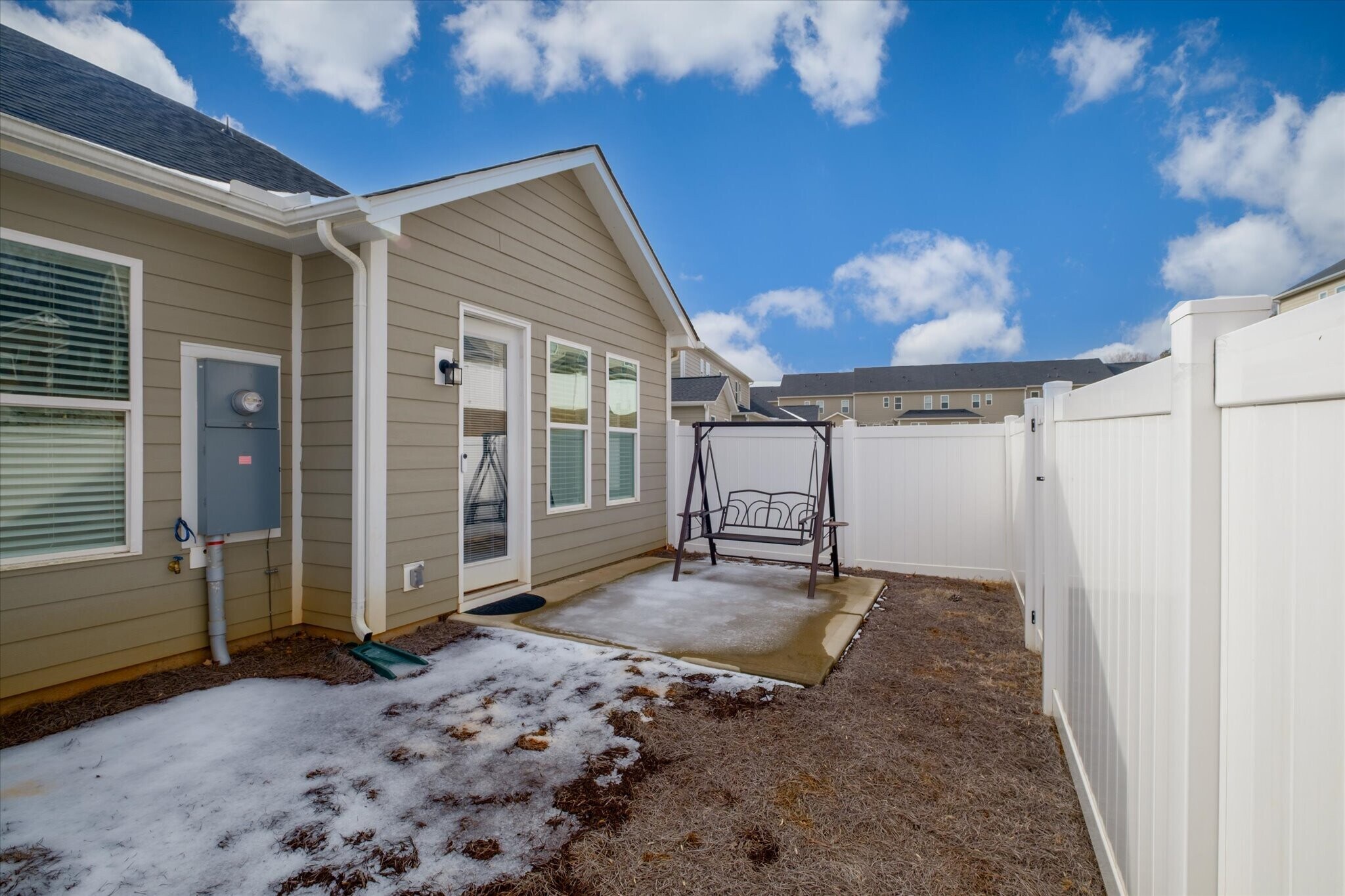 Building Photo - 6135 Snowy Egret Ave