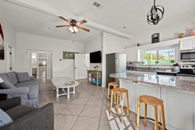 Building Photo - 4431 Luke Ave