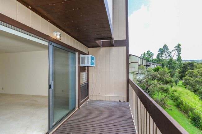 Building Photo - 98-1070-1070 Komo Mai Dr