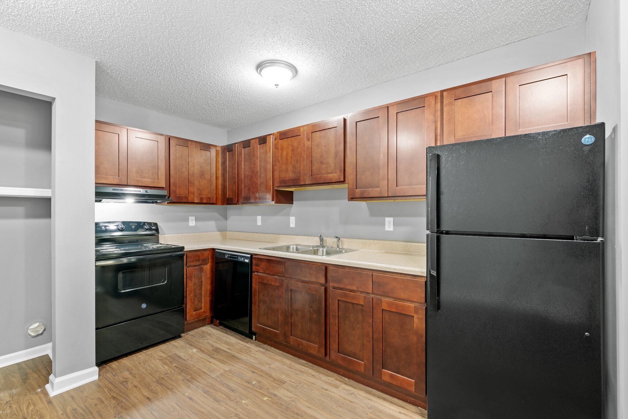 Kitchen - Annie's Townhomes