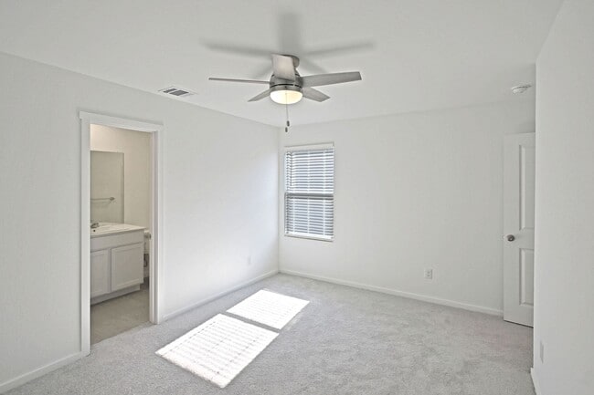 Building Photo - 6718 Marble Rdg