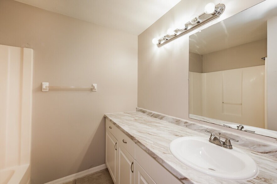 Building Photo - 719 Rue Labeau Cir