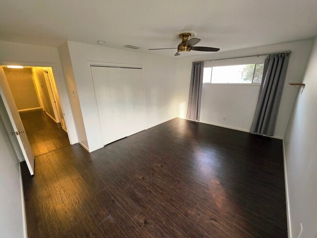 Building Photo - 534 Beechwood Dr