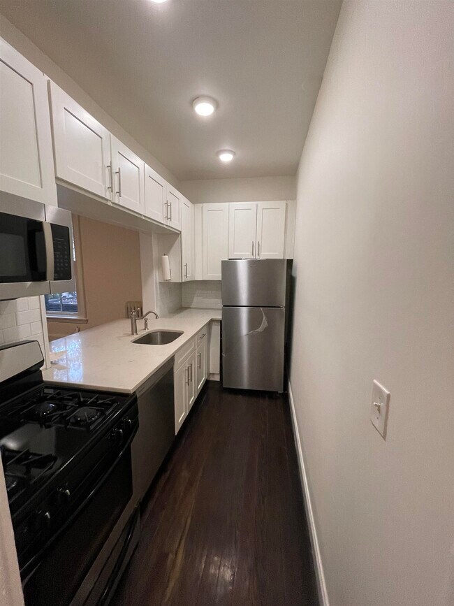 Building Photo - 95 Mercer St