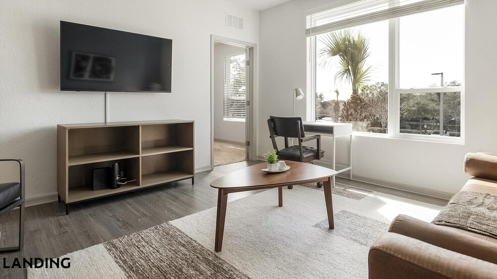 Building Photo - 9301 Summit Centre Way