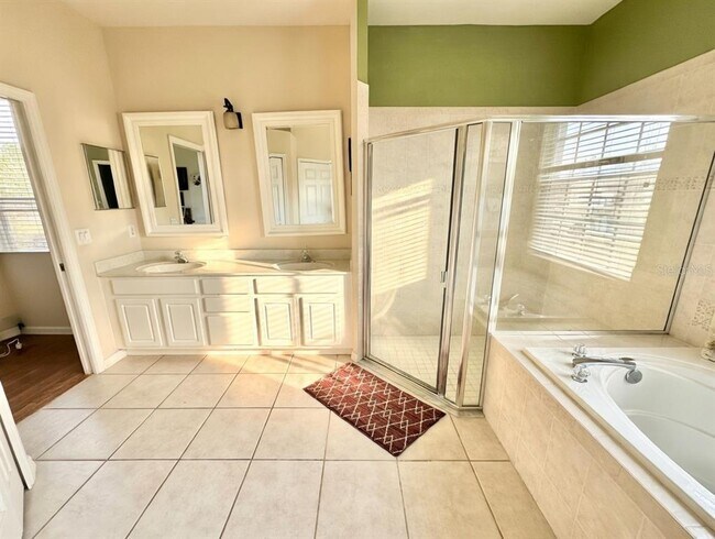 Building Photo - 2601 Gold Dust Cir