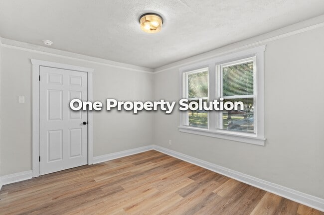 Building Photo - 3616 Michigan St