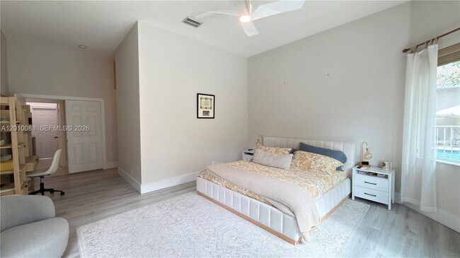 Building Photo - 3829 Heron Ridge Ln