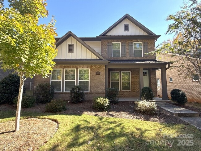 Primary Photo - 707 Marion Dr