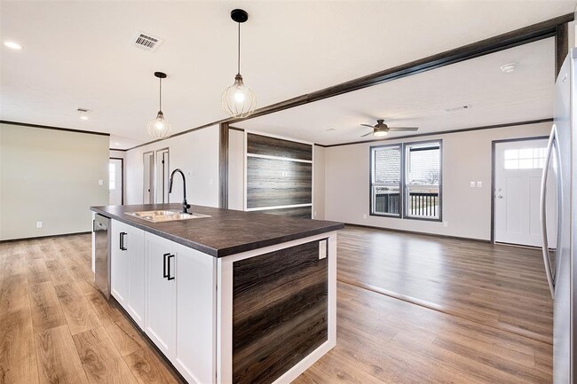 Building Photo - 339 Lower Red Rock Rd