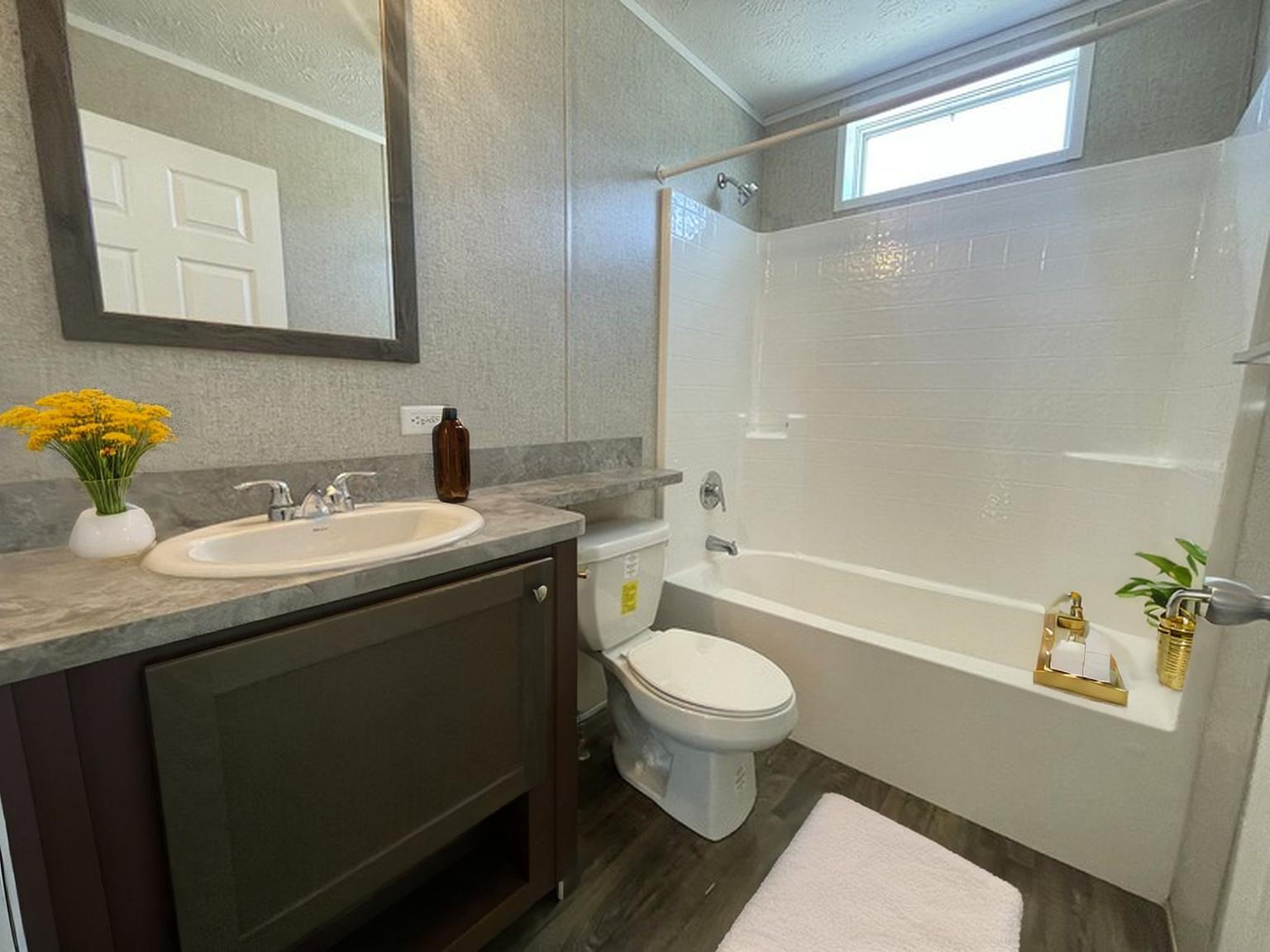 Building Photo - 38064 Leverette Ave