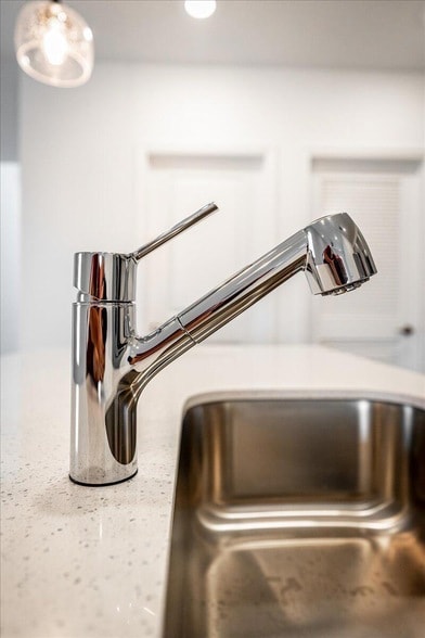 Building Photo - 11177 Fernbrook Dr