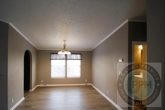 Building Photo - Discover this 4Bd/2Ba in Omaha, Ne