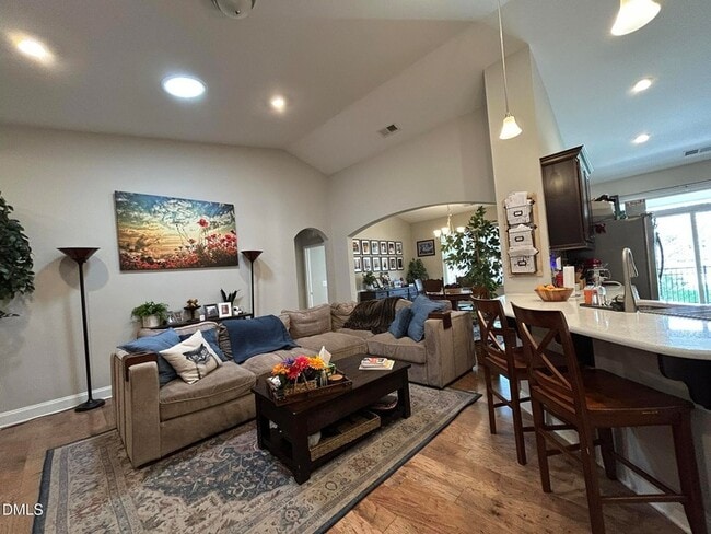 Building Photo - 1028 Topland Ct