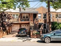 Building Photo - 10005 Seaview Ave