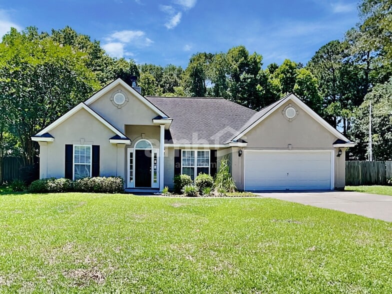 Primary Photo - 131 Junco Way
