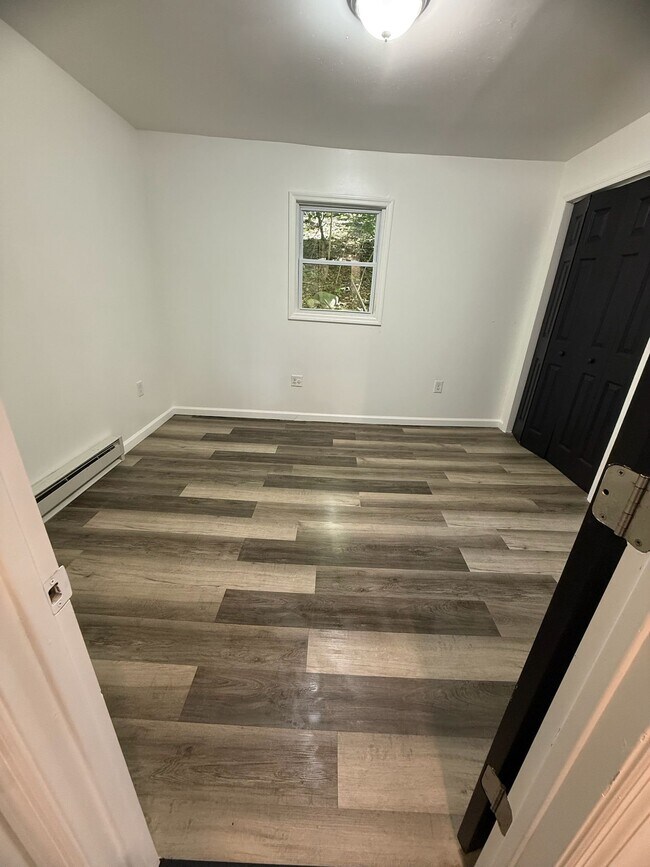 Building Photo - 87 Sylvan Trail