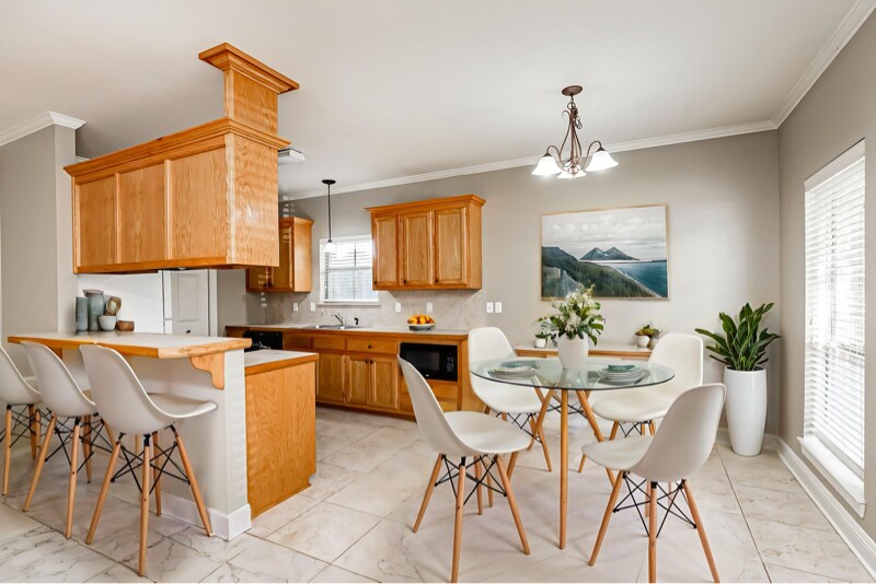 Building Photo - 828 Meadow Bend Dr