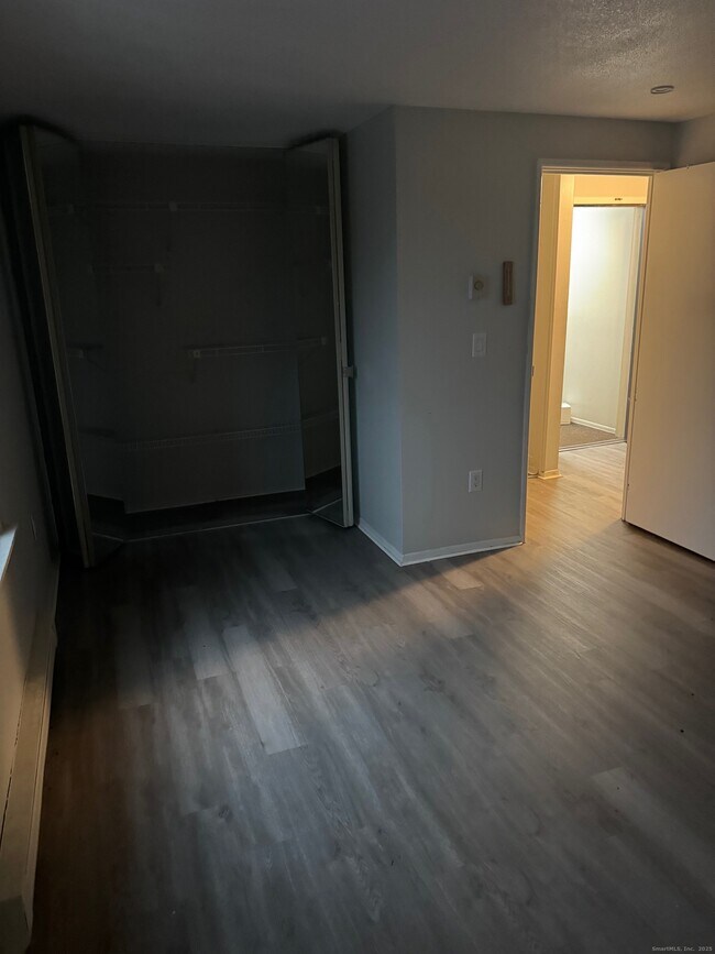 Building Photo - 148 Burgundy Hill Ln