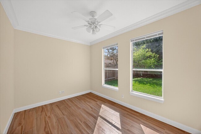 Building Photo - 20835 Cottage Cove Ln