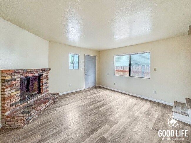 Building Photo - 4379 McClintock St