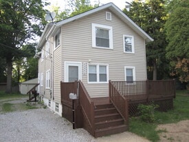 Building Photo - 23246 Alexander Rd