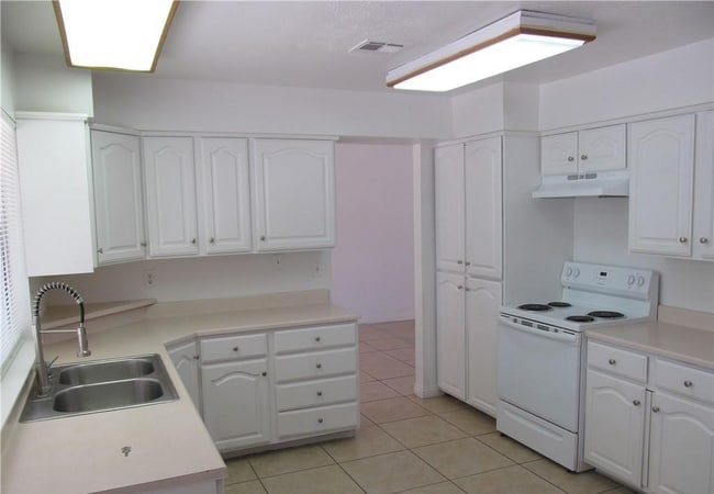 Building Photo - 3864 Red Rock St