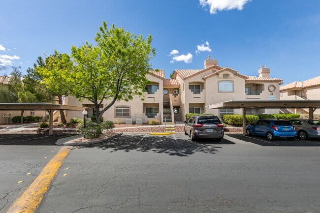 Building Photo - CUTE AND COZY 1 BEDROOM UNIT WITH TONS OF UPGRADES*COMMUNITY AMENITIES*