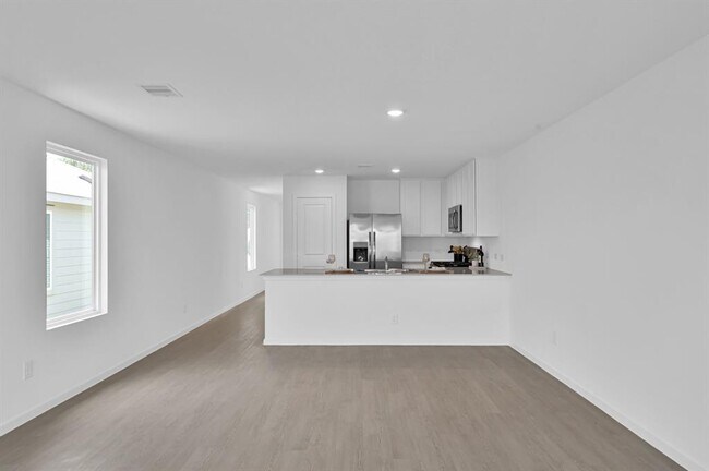 Building Photo - 31346 Black Cherry St