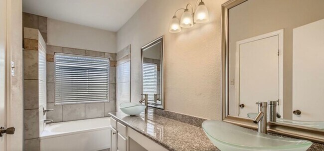 Building Photo - 8143 Seldon Trail