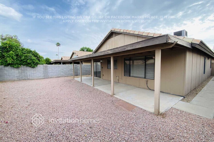 Building Photo - 74 S Crestview St