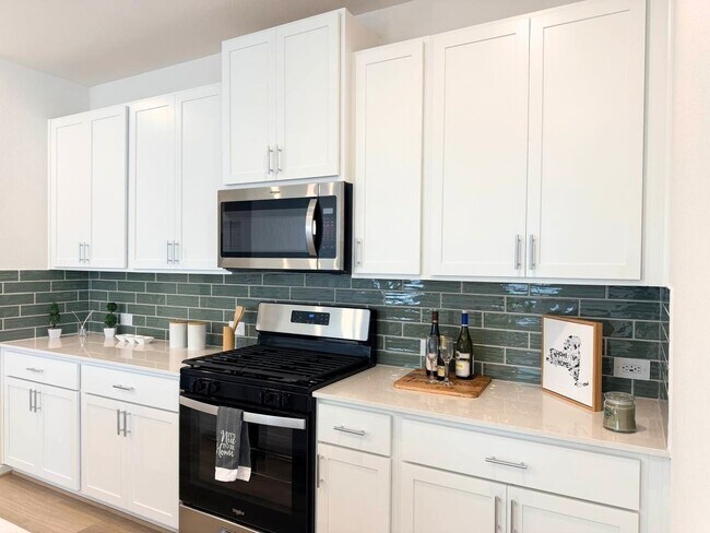 Building Photo - 16238 Parish Pointe Ct