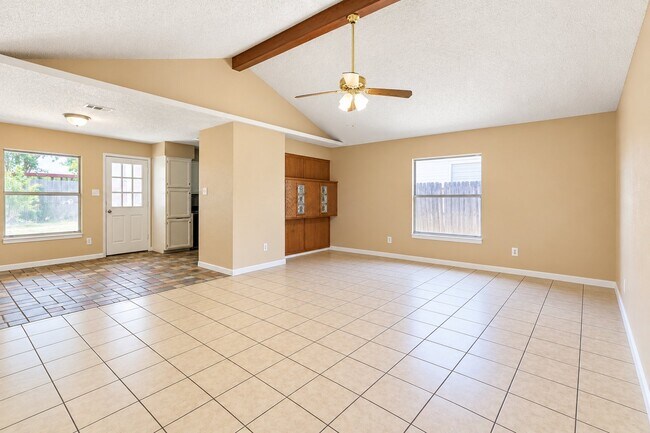 Building Photo - 4120 Tulip Tree Ct