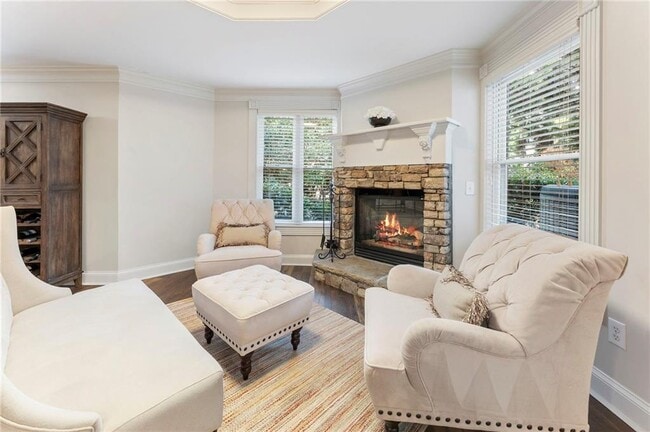 Building Photo - 6005 Oakbury Ln