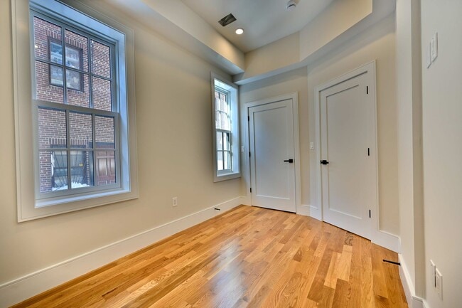 Building Photo - Stunning, New Construction Duplex in Bay Village – 2 Bed | 1 Bath