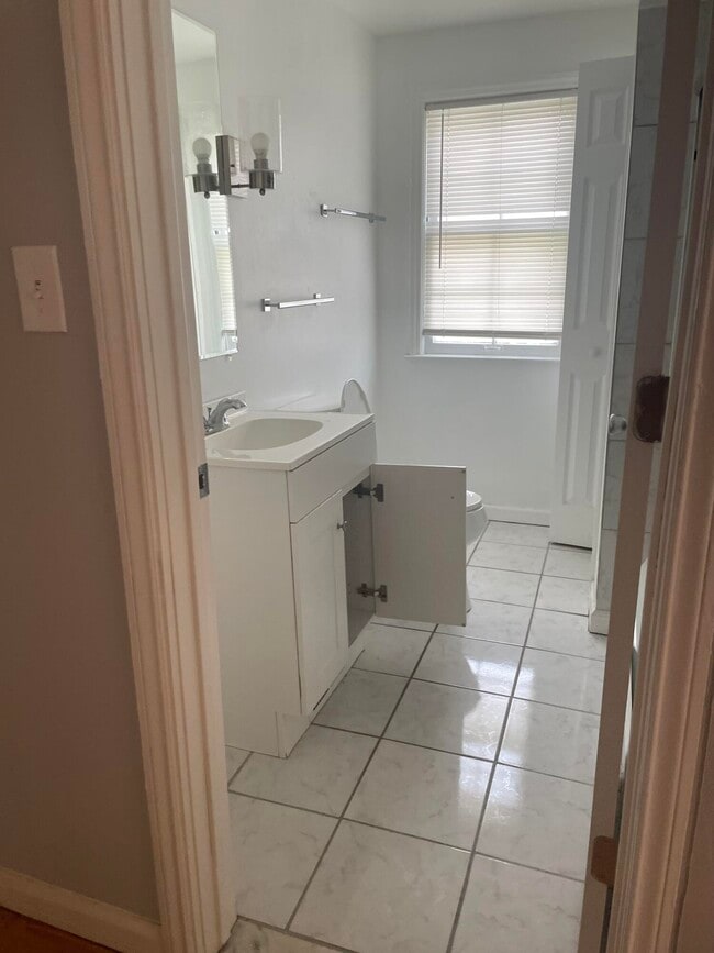 Building Photo - 17510 Wisconsin St