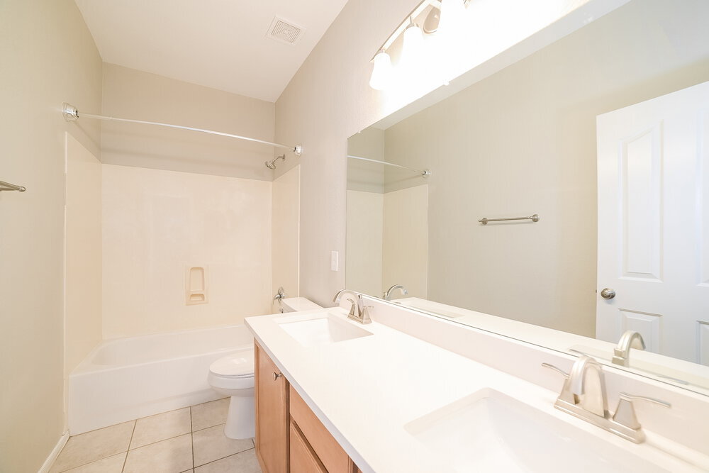 Building Photo - 6605 W Range Mule Dr