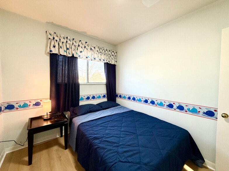 Building Photo - 613 Williams Terrace