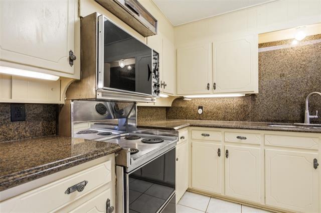 Building Photo - 5338 Wonder Dr