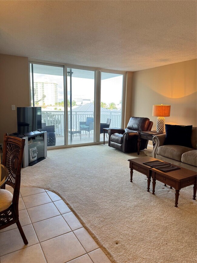 Building Photo - 5200 N Ocean Blvd