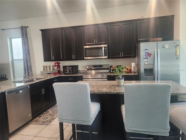 Building Photo - 12609 Salomon Cove Dr