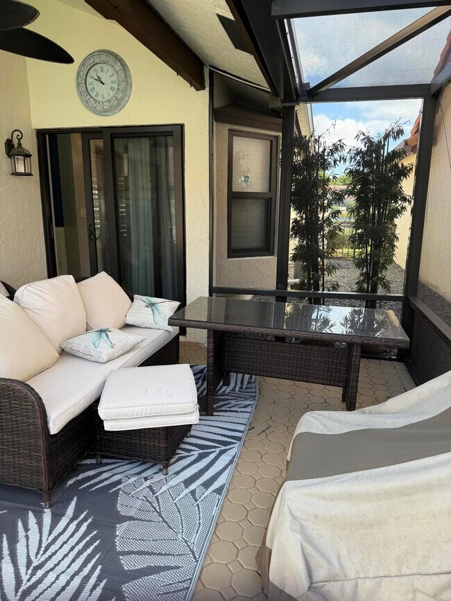 Building Photo - 21583 Villa Nova Dr