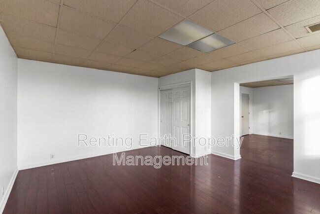 Building Photo - 4141 Oregon Ave