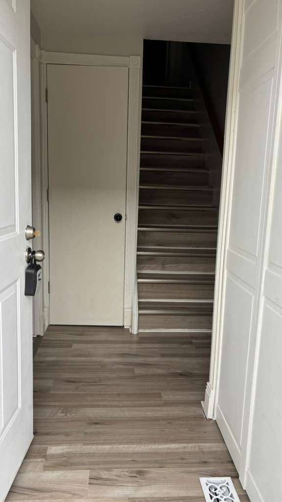 Building Photo - 1651 Mentor Ave