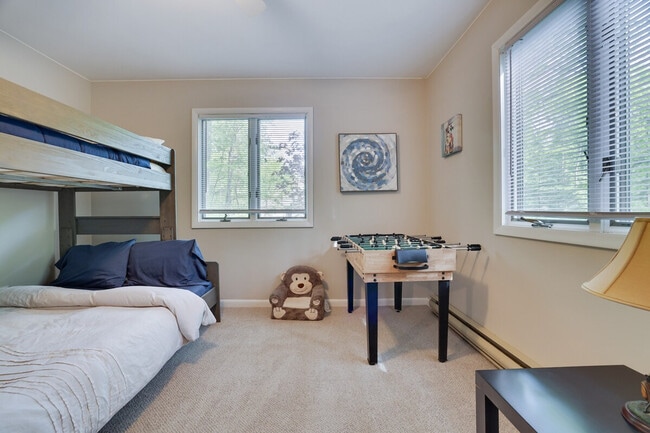 Building Photo - 141 Tommy's Ln