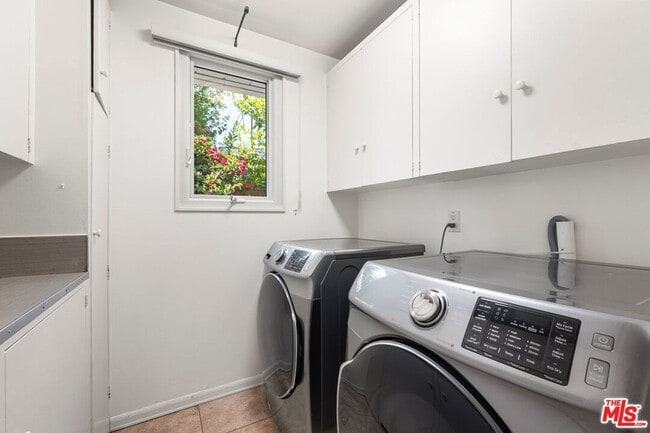 Building Photo - 8255 Tuscany Ave