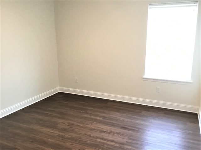 Building Photo - 65 S Lancaster Dr