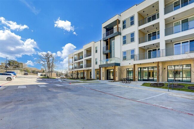 Primary Photo - 4801 Springdale Rd