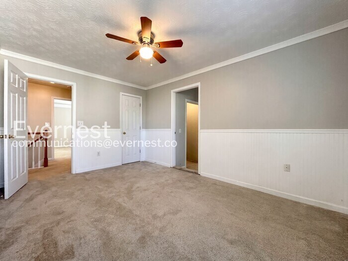 Building Photo - 2545 Waterstone Way
