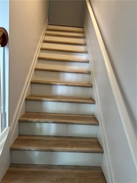 Building Photo - 1665 Southgate Mill Dr